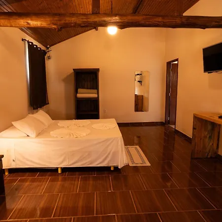 Hotel Alpha Ville Chales Conceicao da Ibitipoca Exterior photo